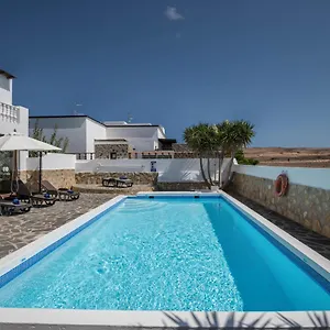  Villa Maria